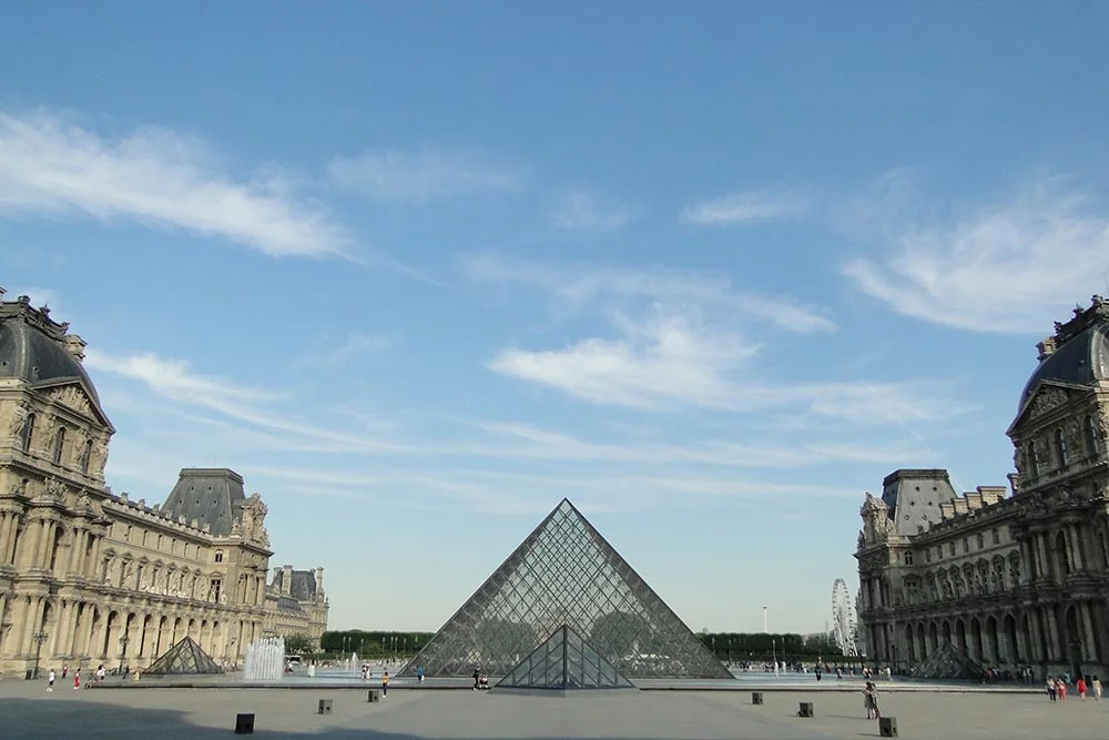 Louvre_VW
