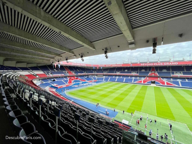 VISITAR EL ESTADIO DEL PSG EN PARÍS